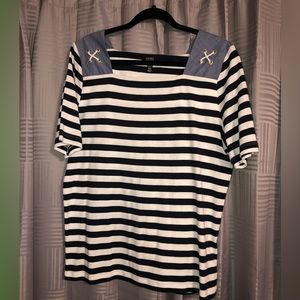 Jones New York Signature navy blue and white stripped top